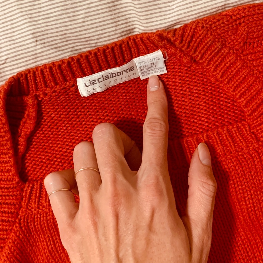 VINTAGE Liz Claiborne red knit cropped sweater - Picture 4 of 8